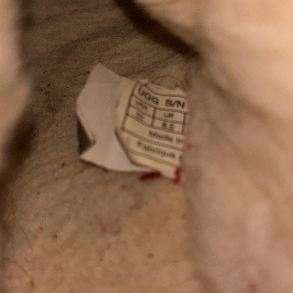 UGG pink plaid flannel slippers size 10 - Picture 8 of 8